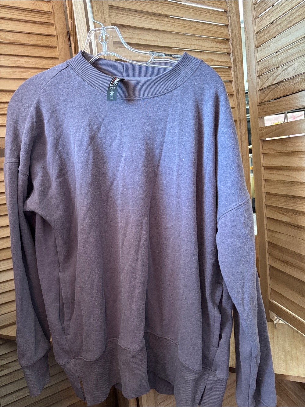 Kirkland Men's Crewneck Sweatshirt in Muted Lavender Medium